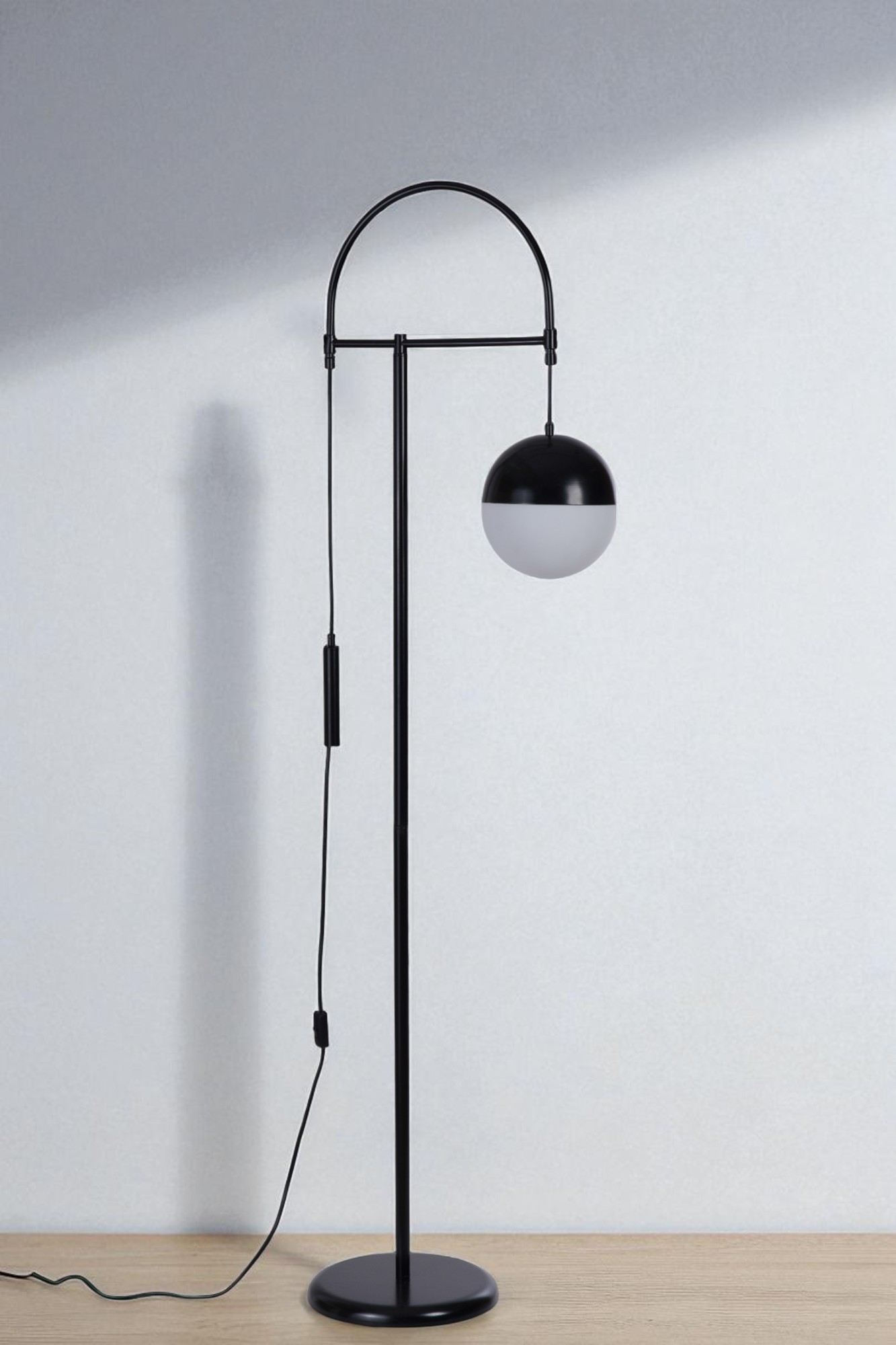 Podna lampa 876, bijela, crna