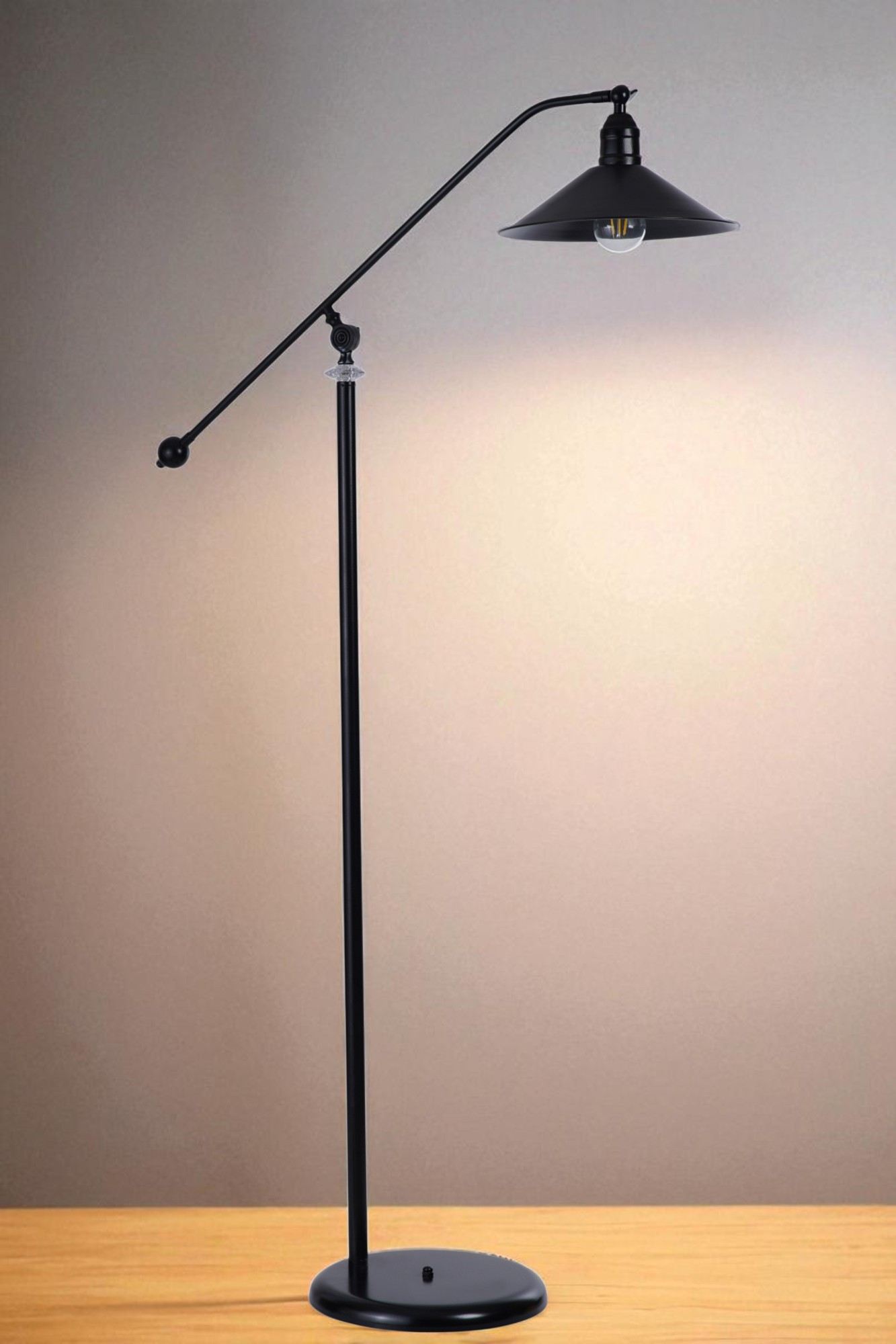 Podna lampa 968, crna