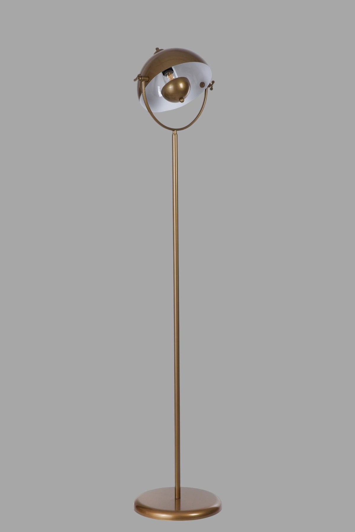 Podna lampa 156, zlatna