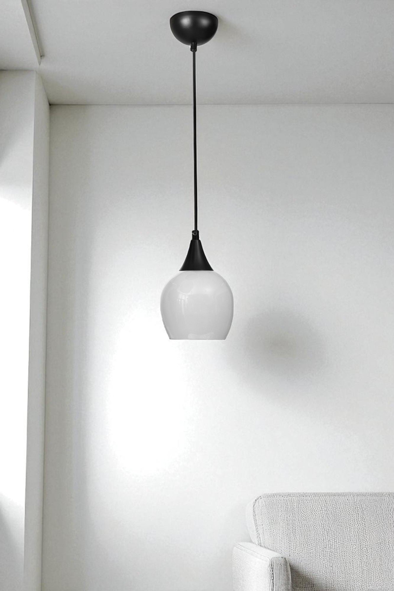 Luster 468, Bijela, Crna
