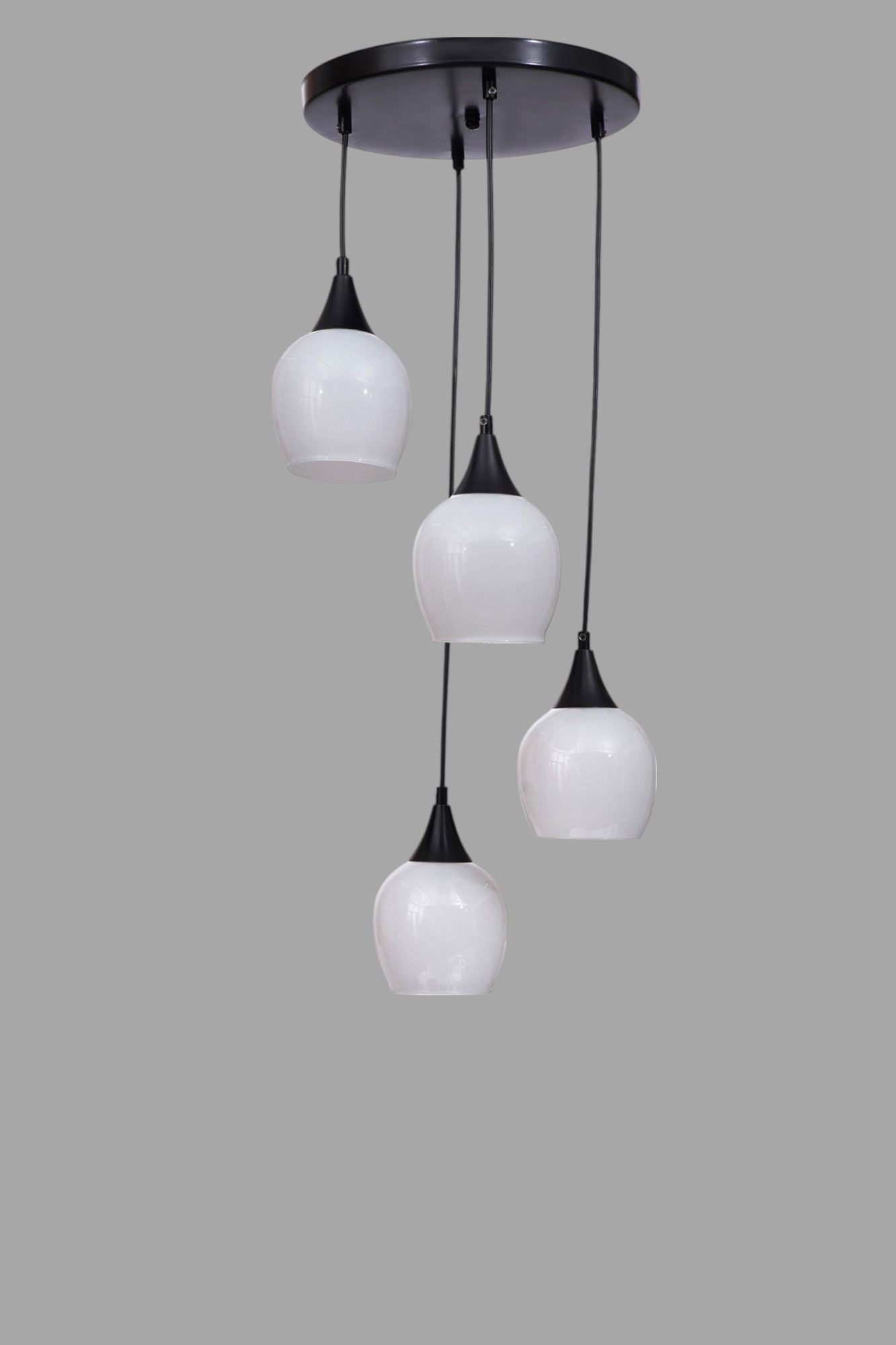 Luster 499, Bijela, Crna