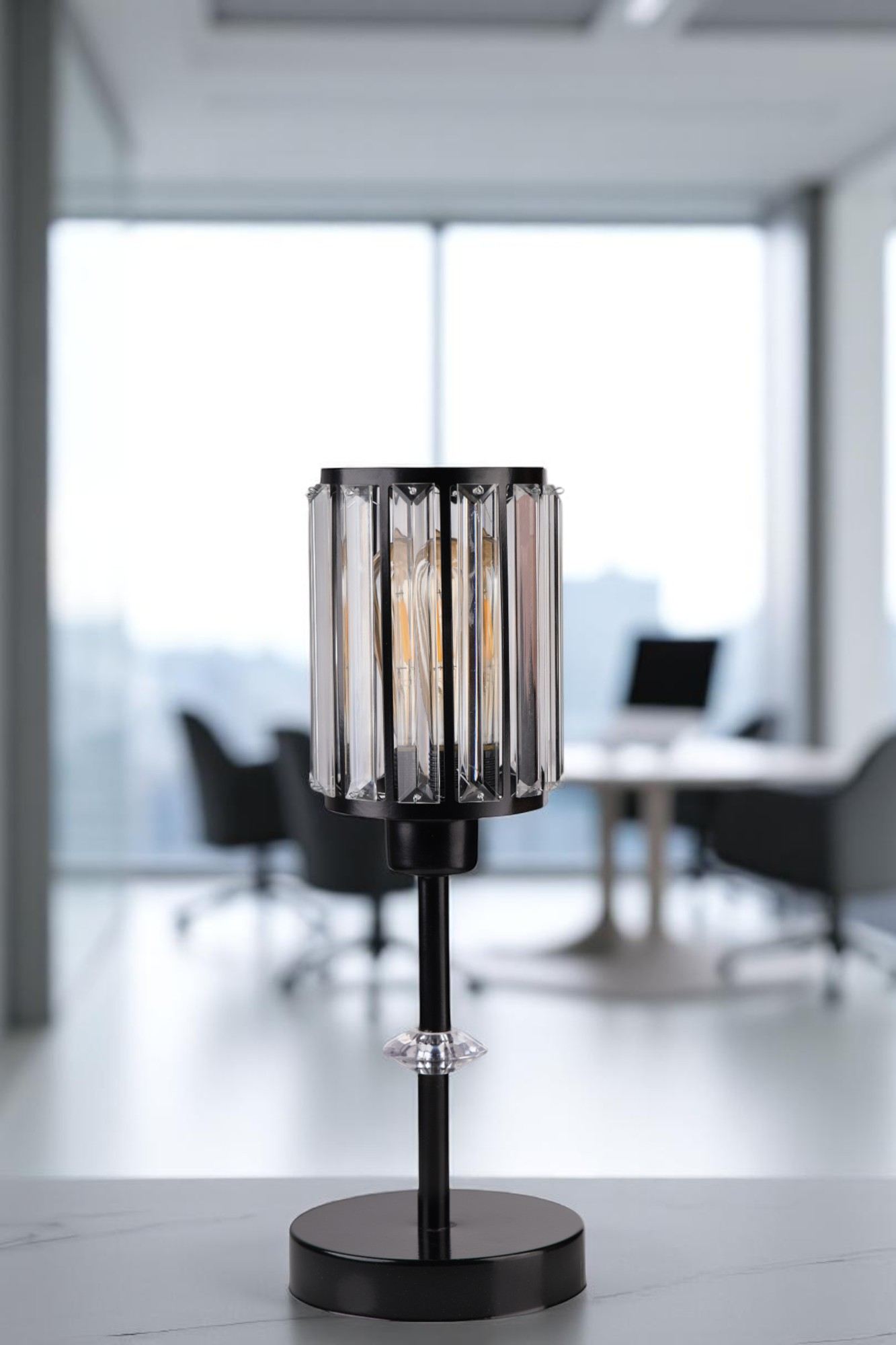 Stolna lampa 595, crna