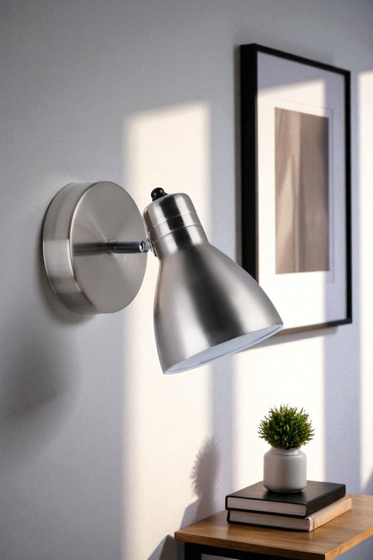 Zidna lampa 700, krom