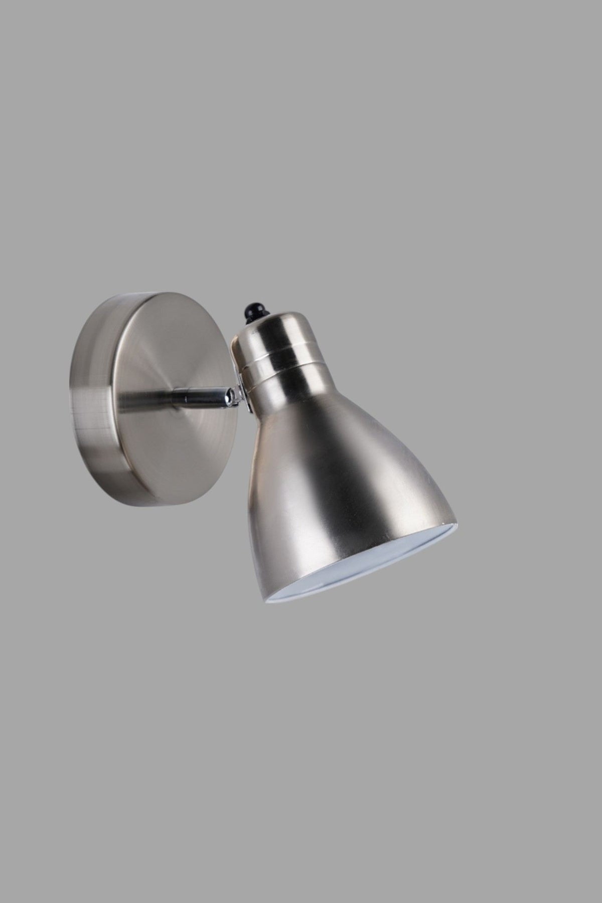 Zidna lampa 700, krom