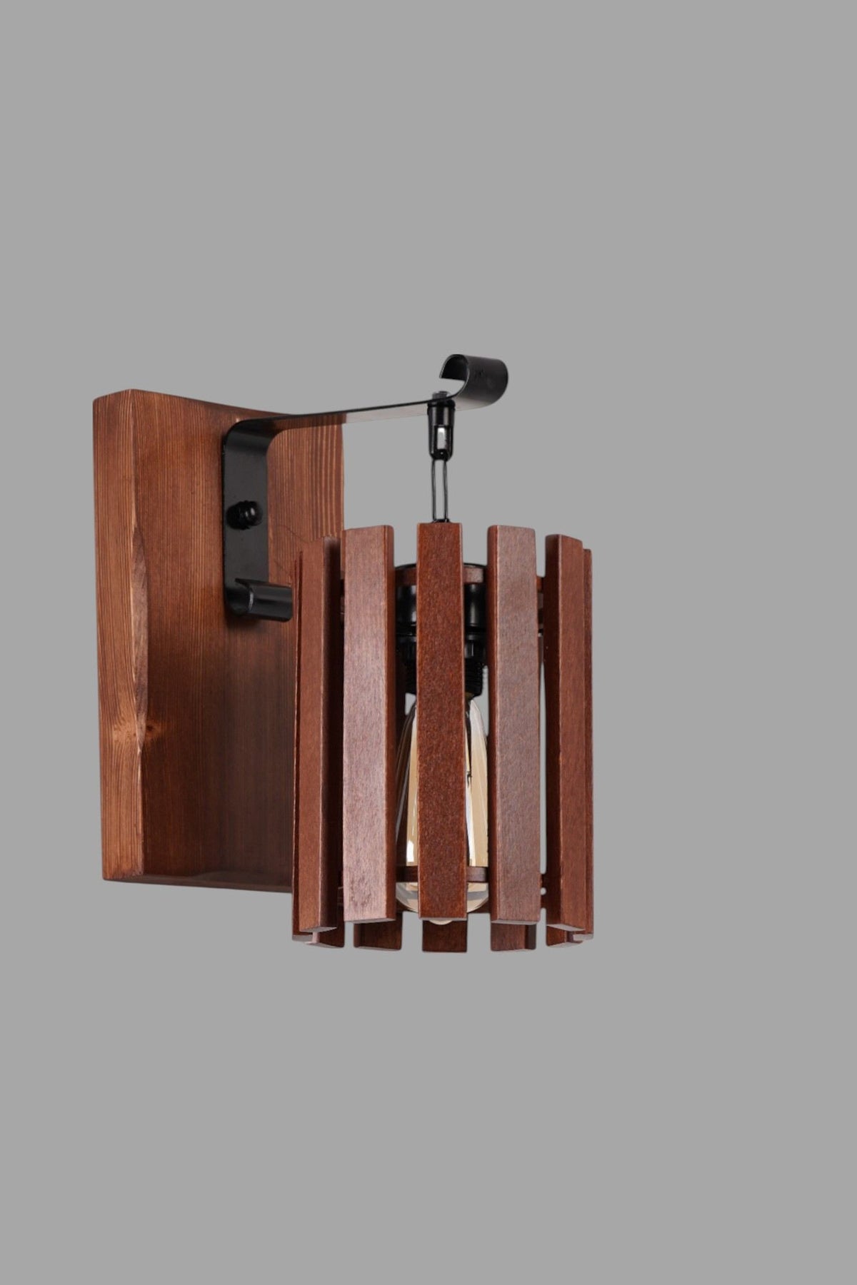 Zidna lampa 042, orah, crna