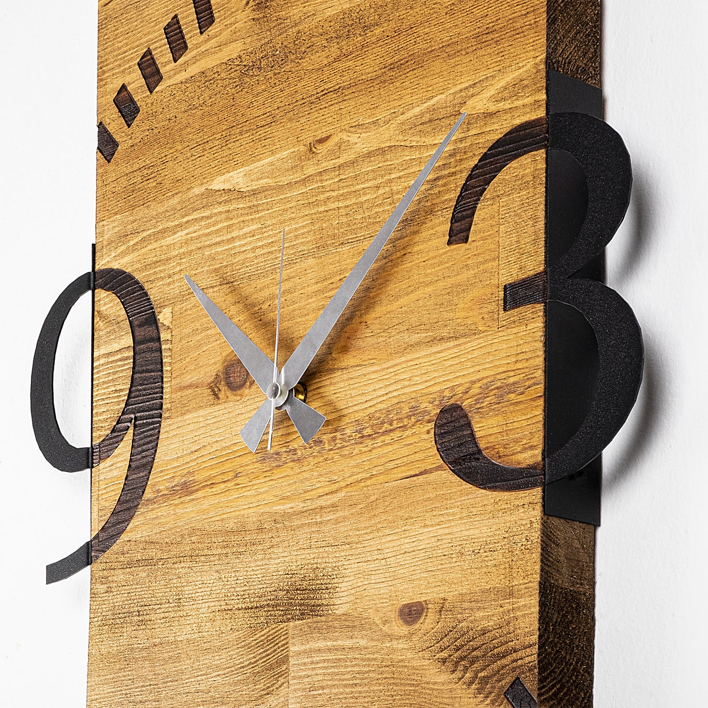 Ukrasni drveni zidni sat, Wooden Clock 2