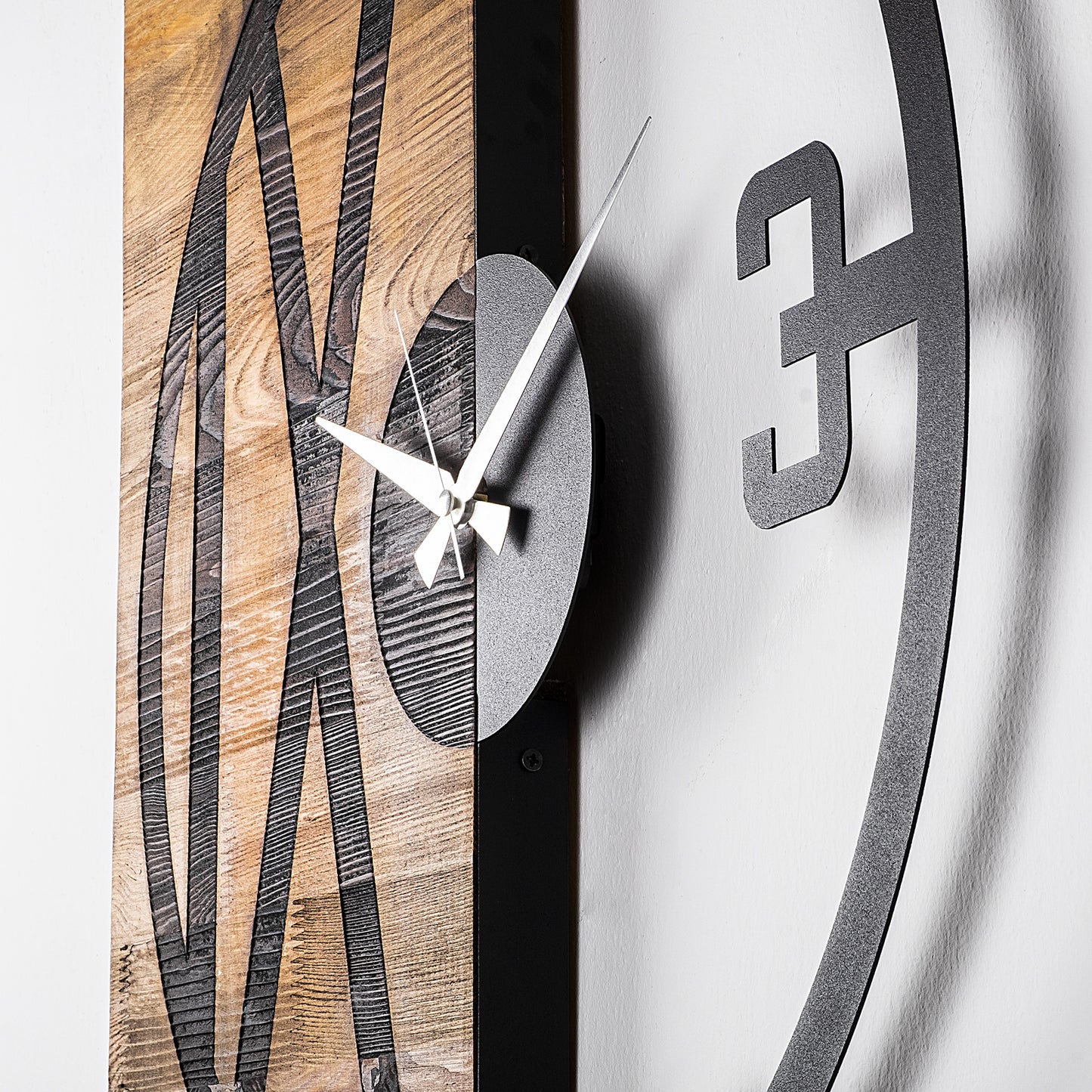 Ukrasni drveni zidni sat, Wooden Clock 24
