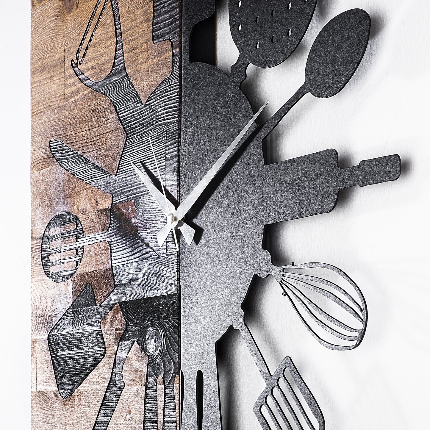 Ukrasni drveni zidni sat, Wooden Clock 32