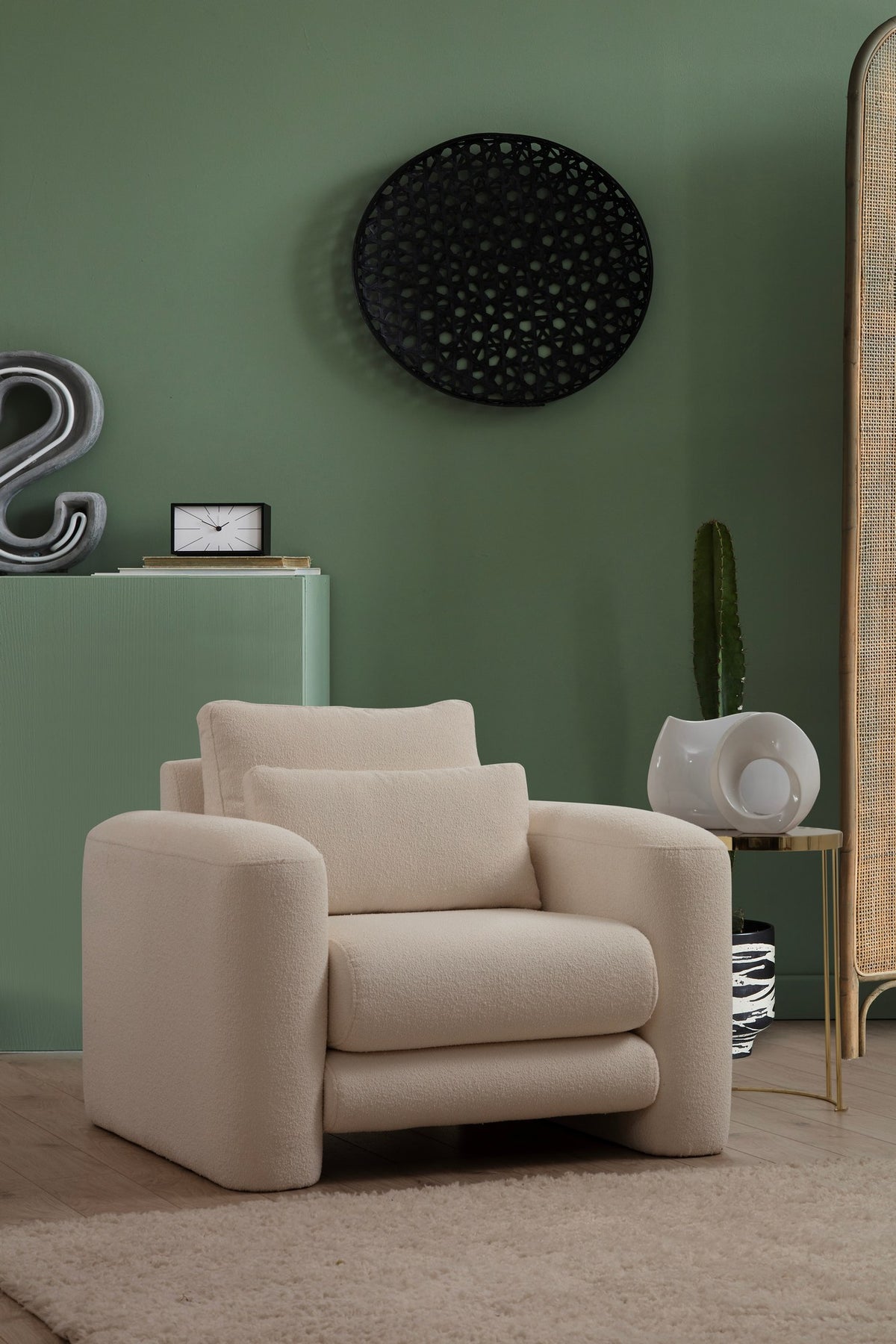 Fotelja Lily Cream – s krilnim naslonima