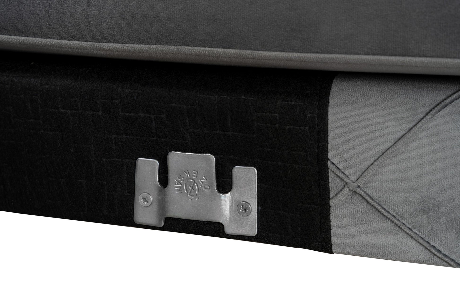 5f3873137b2c497330e23ea75122a47d