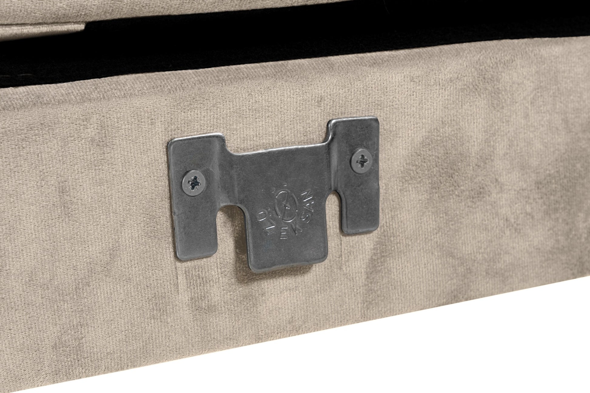 0610635bf7f17ee09ab4c7051a7d28b7