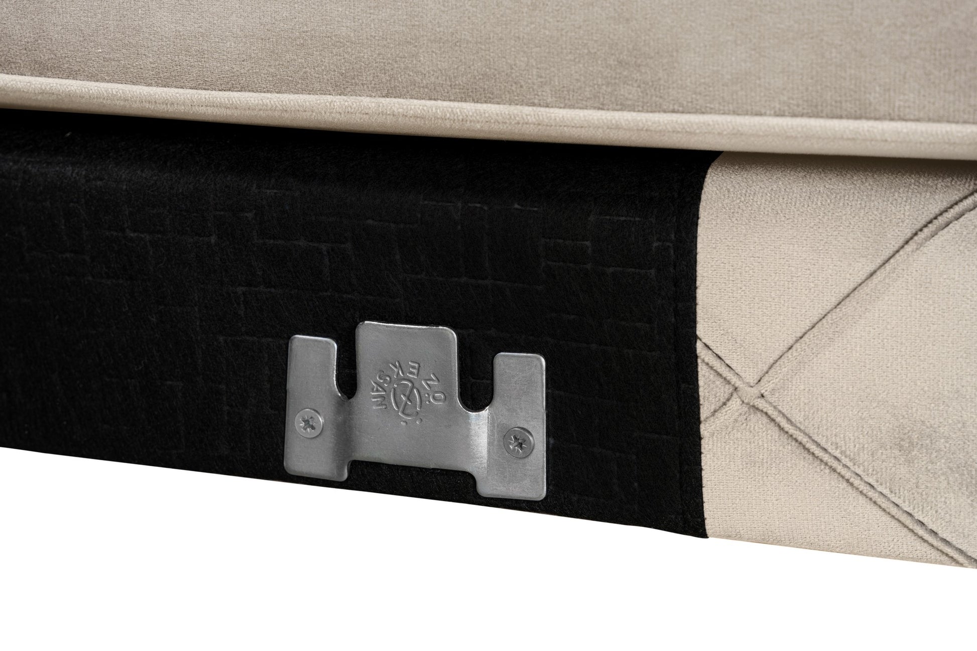 6250f38fcf78eb745f6b02fdc4833a3d