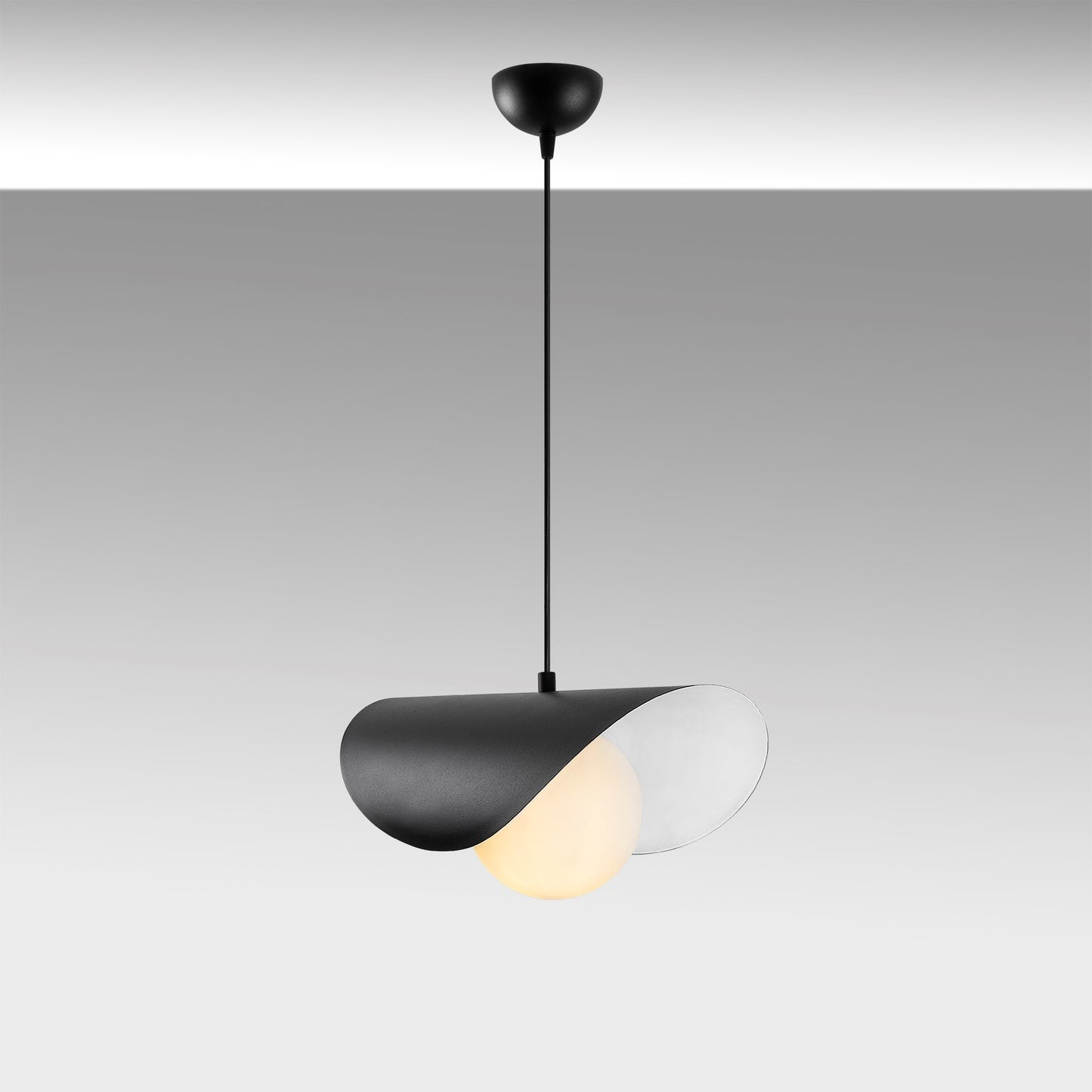Luster, 584TTM2118