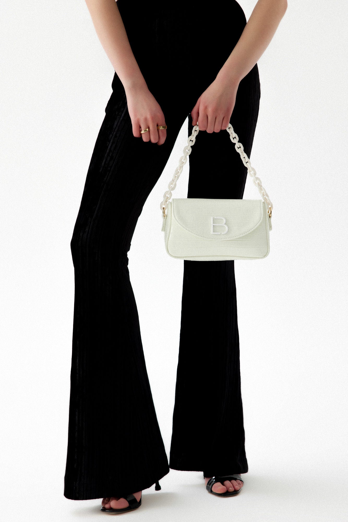 a88495540787e40bb4fc9544fe1bcd58