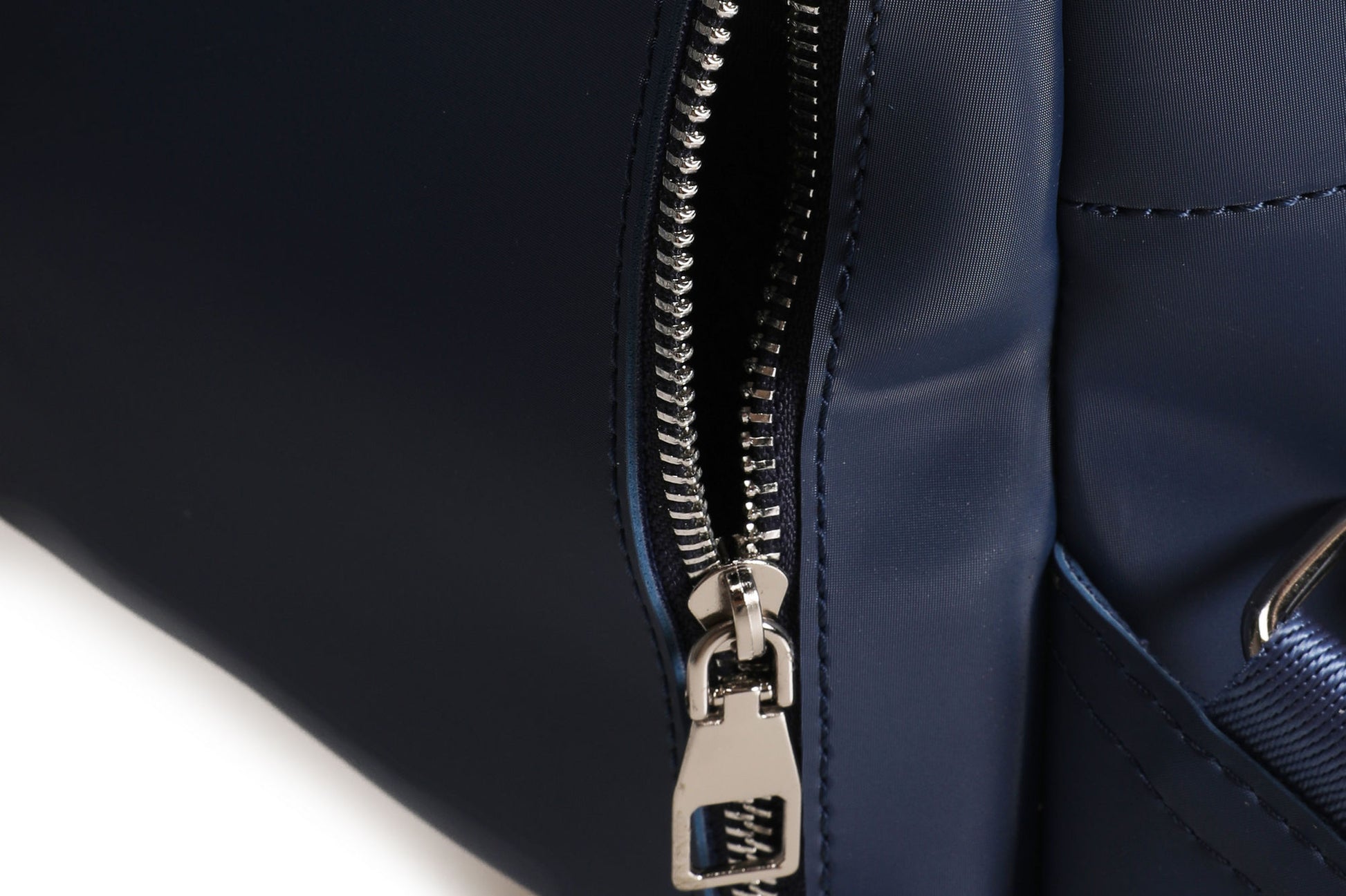 c7793df9d52ff59aae0c6864078b7c3d