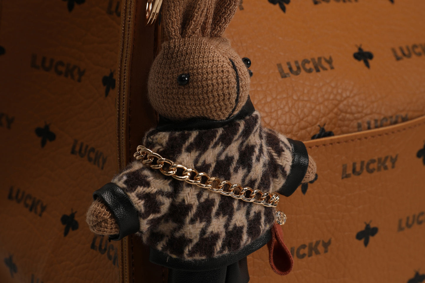 2a7dda9a5f251676e341c1abdeb29e49