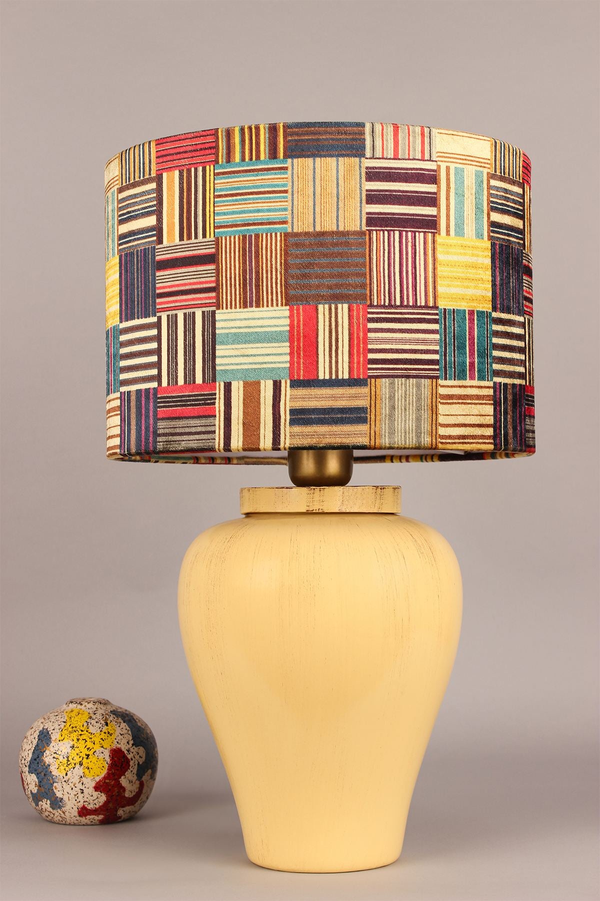 Stolna lampa 221, višebojna
