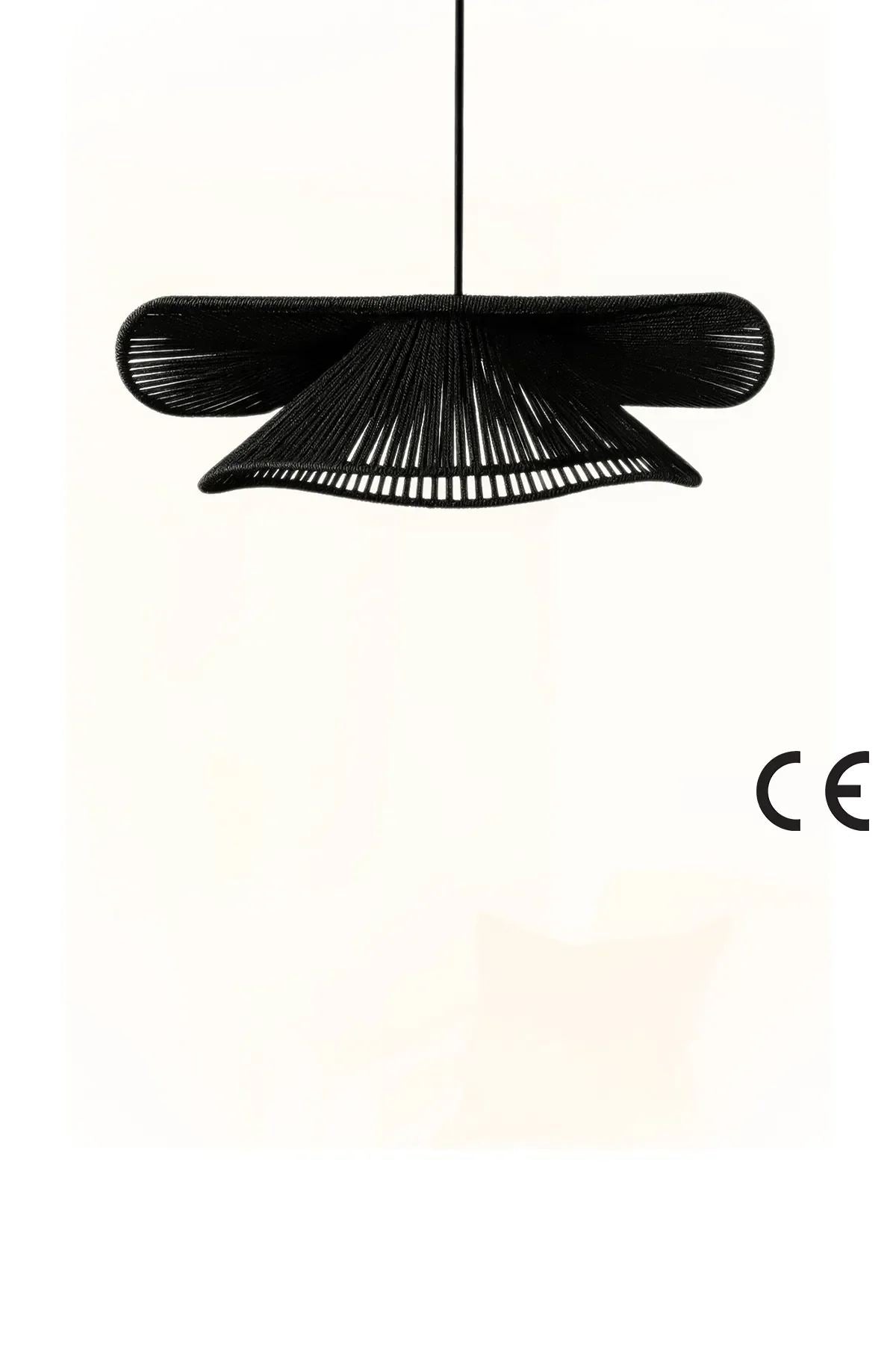Luster 852, Crna