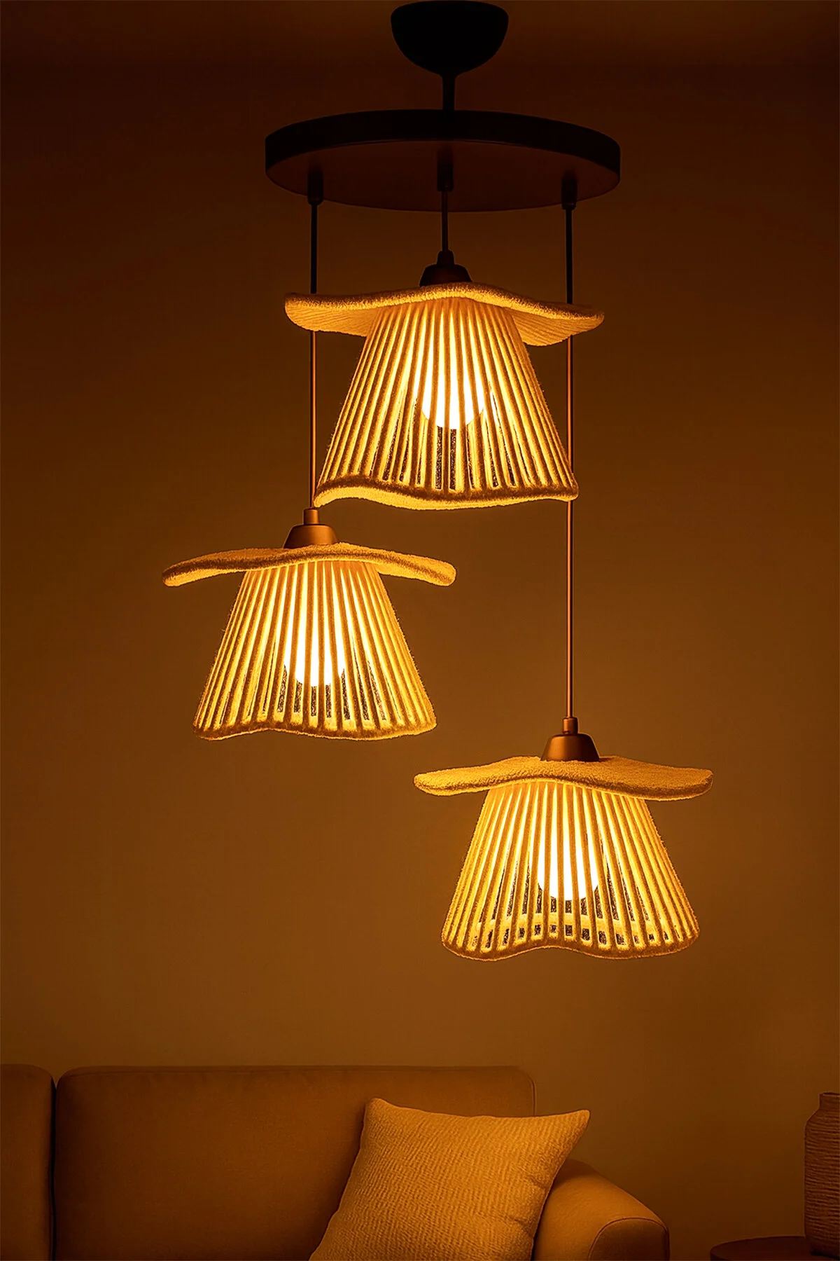 Luster 883, Starinski, Krem