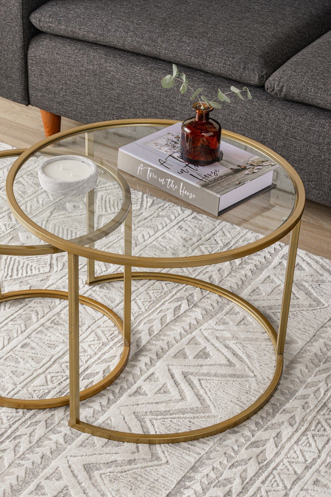 98eb28a13f82a01d2bc4b19a8ae404f3