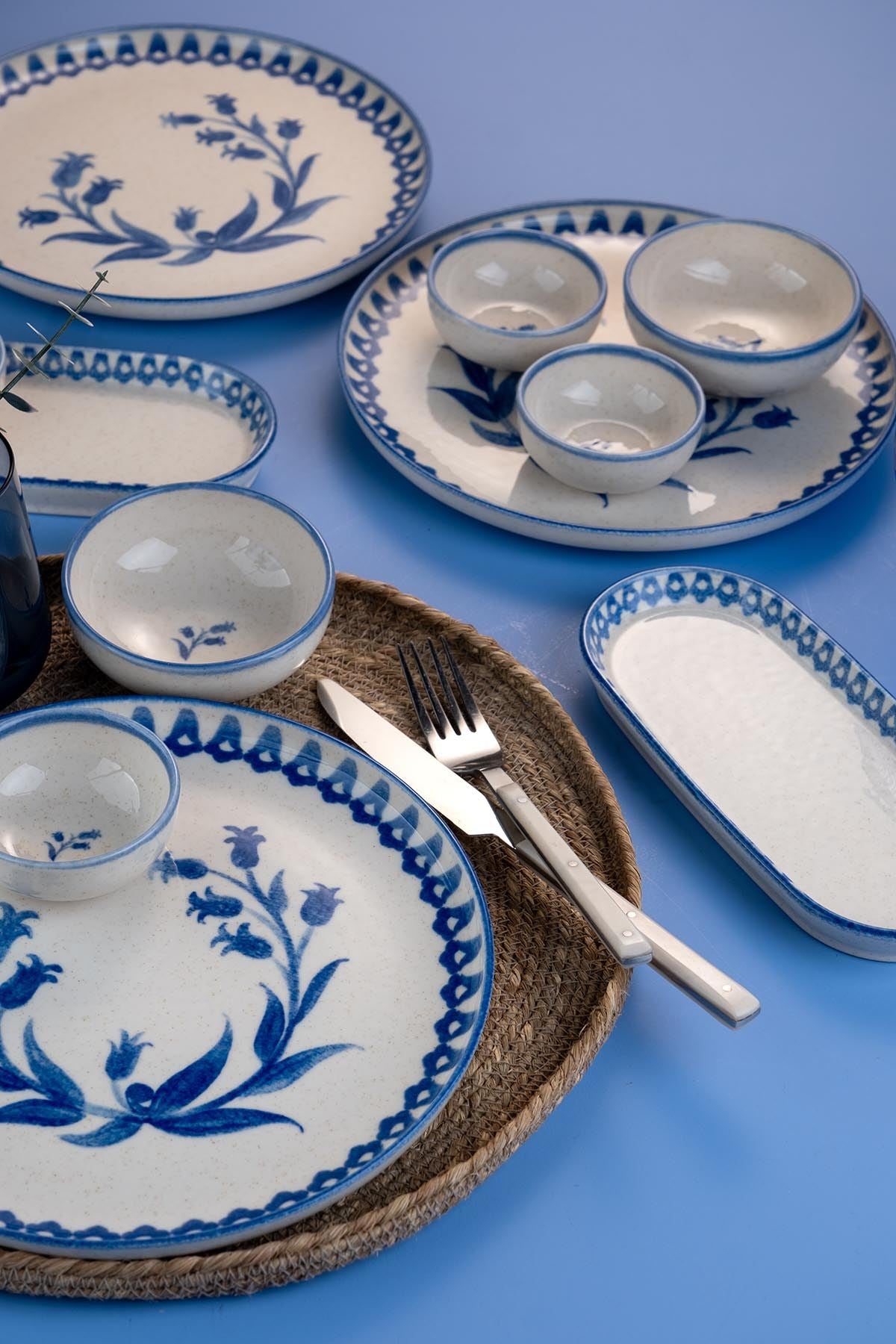 Set za doručak (14 komada) 887, krem, plavi