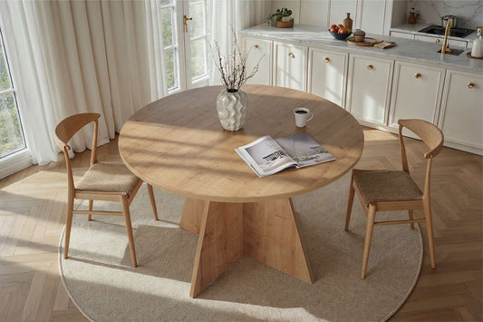 Blagovaonski stol 417, Safirni hrast