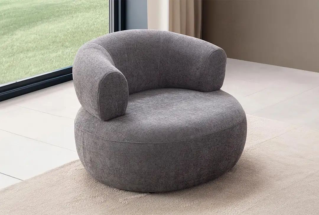 Armchair with armrest