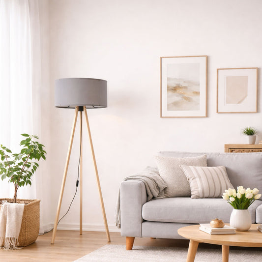 Podna lampa OAK siva- drvo, 70% MDF- 30% platno , 38 x 140 cm, promjer sjenila 38 cm, duljina kabla 200 cm, E27 60 W max., AYD-1522