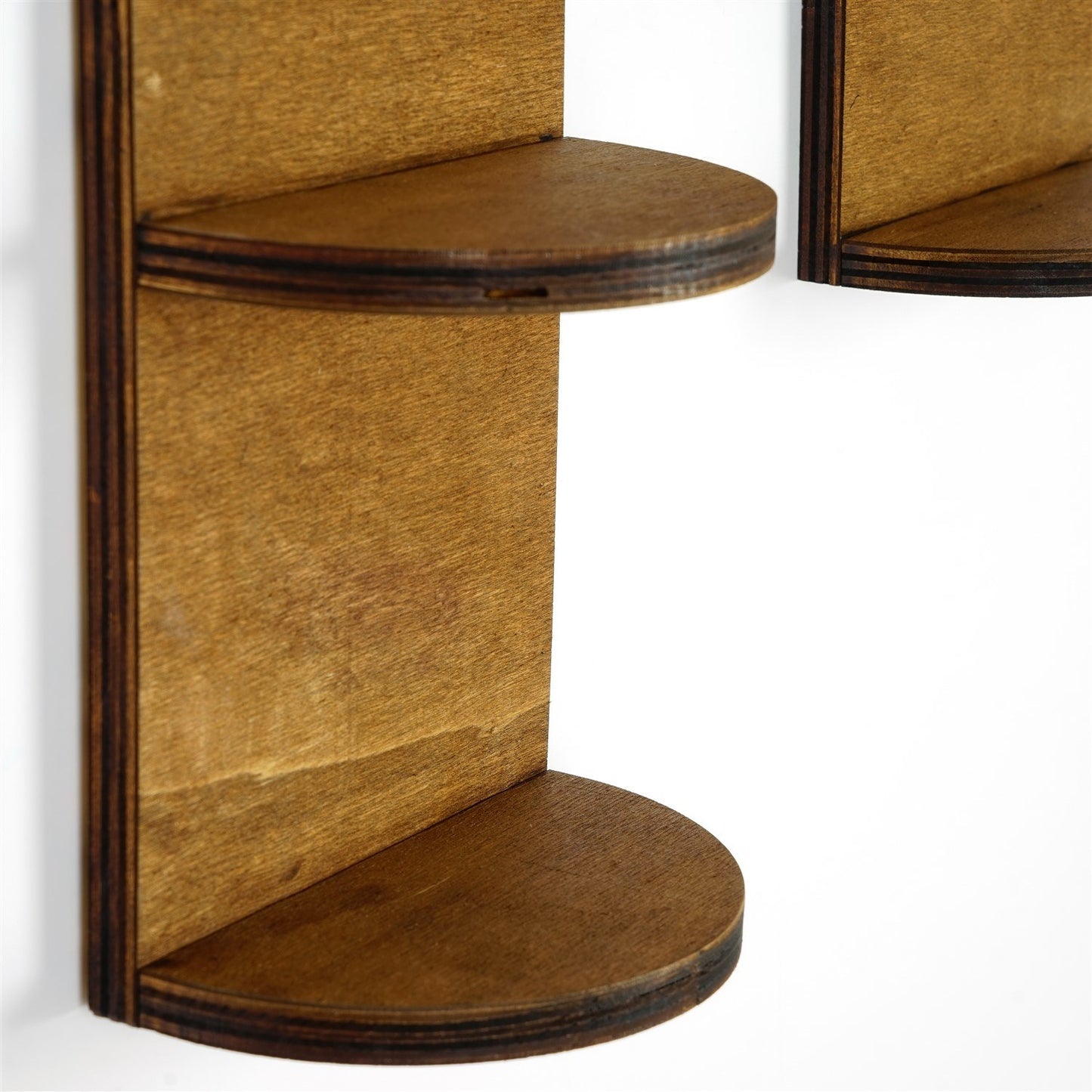 93568a403f67124433d9b5d4d153d96f