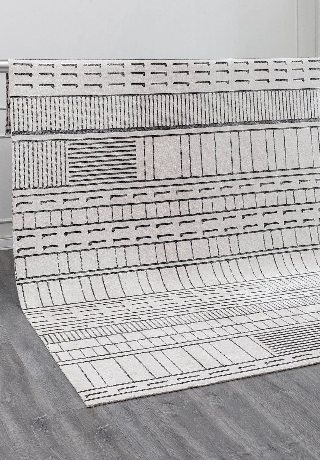 Tepih INFINITY BLACK, 240 x 340 cm