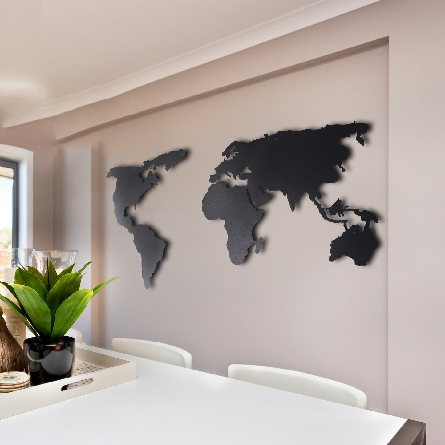 Metalna zidna dekoracija, World Map Silhouette XL - Black