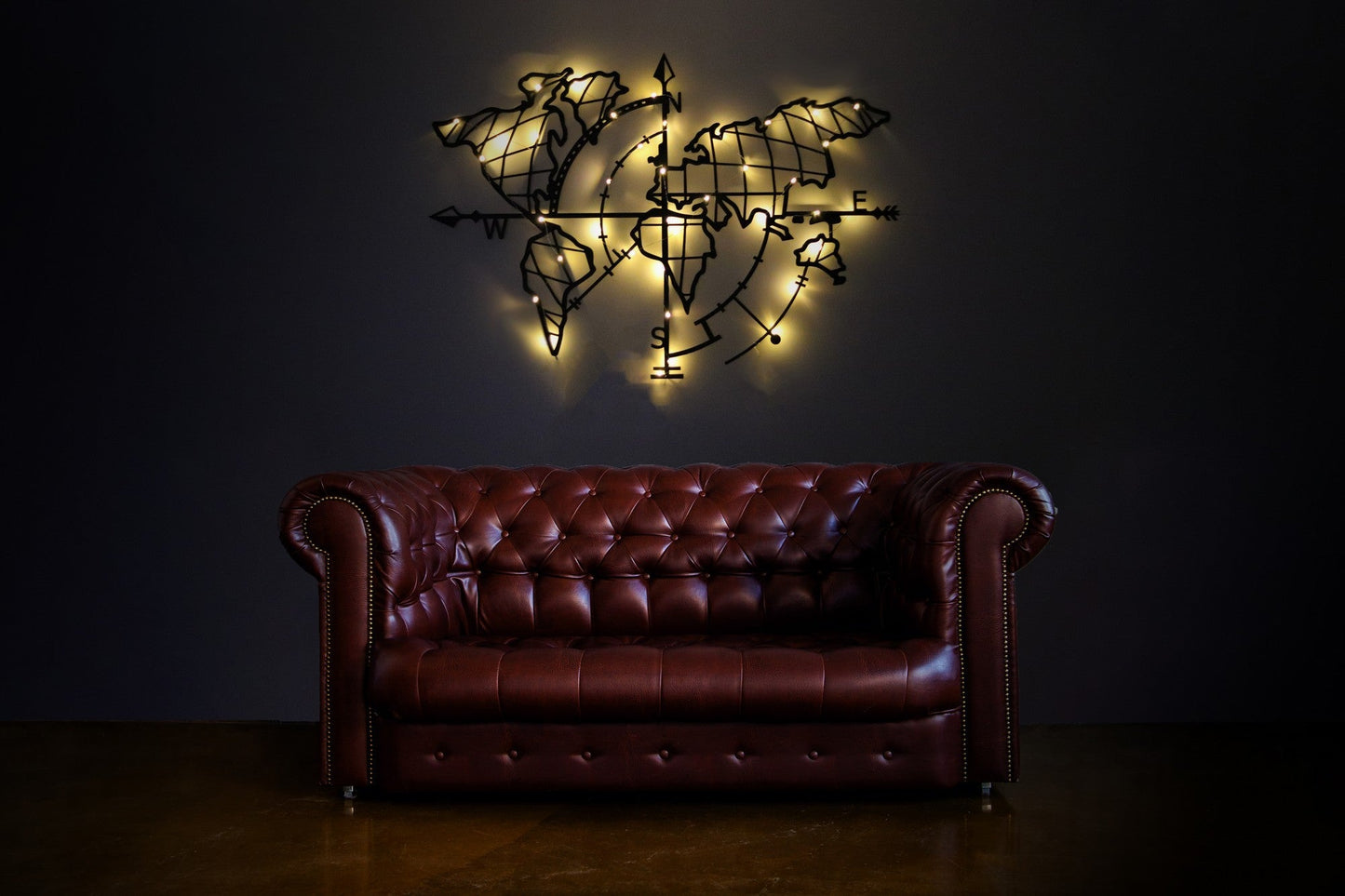 Metalna zidna dekoracija, World Map Compass Led - Black