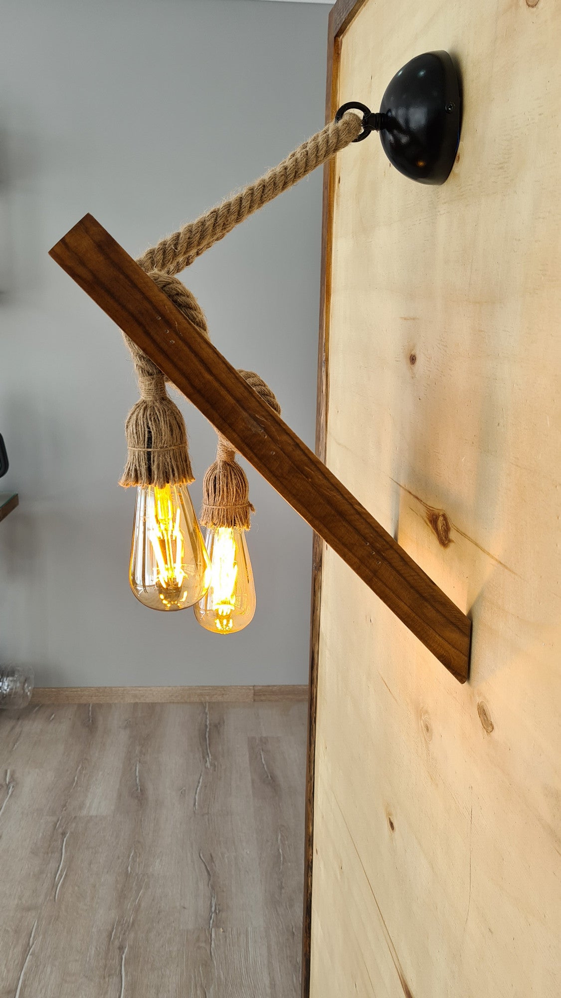 Zidna lampa, 806ALD1481