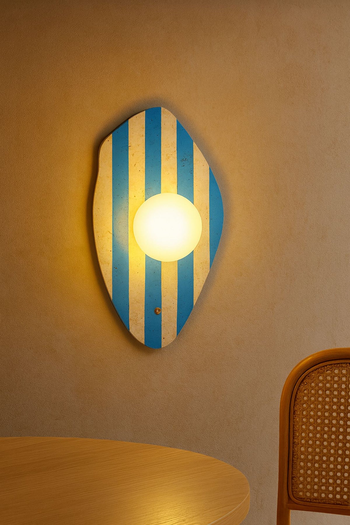 Zidna lampa