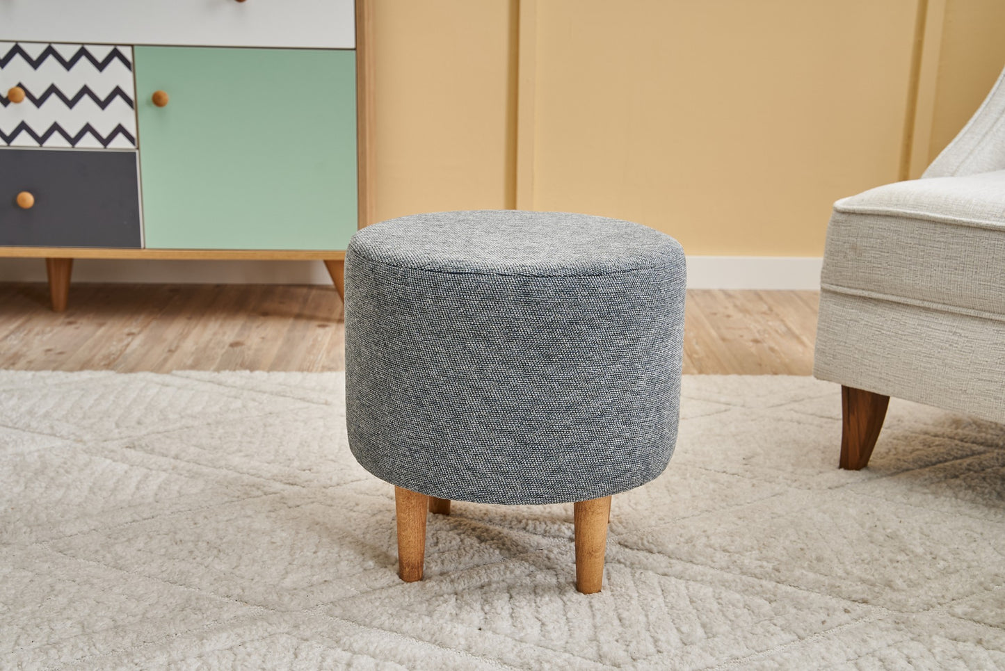 db99b8f28f4bc6b46e5f35fc47e1a84b