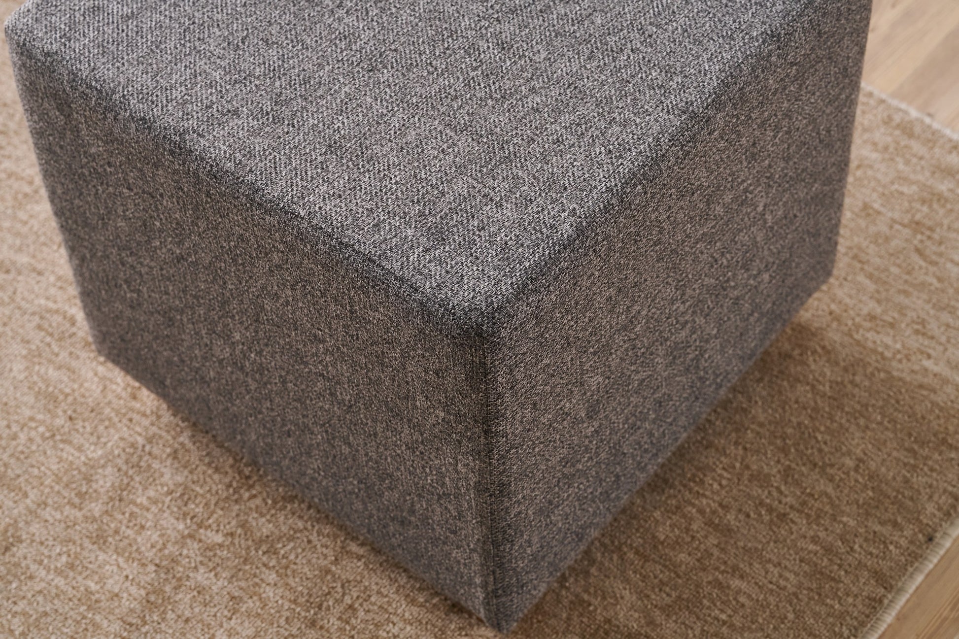 4bc8d7366757cbc9d4c9a738ddb61953