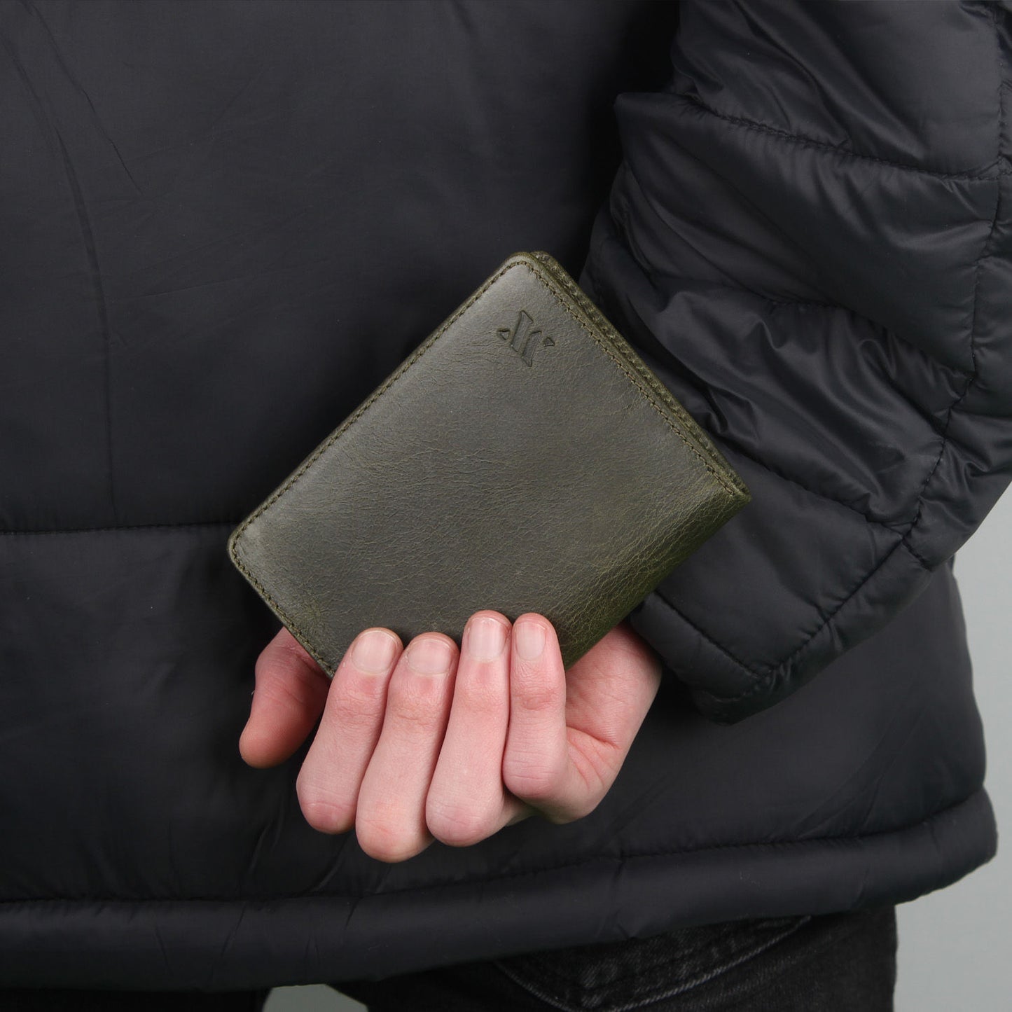 216ed8d15fbc54d8d28baf001bbd1083