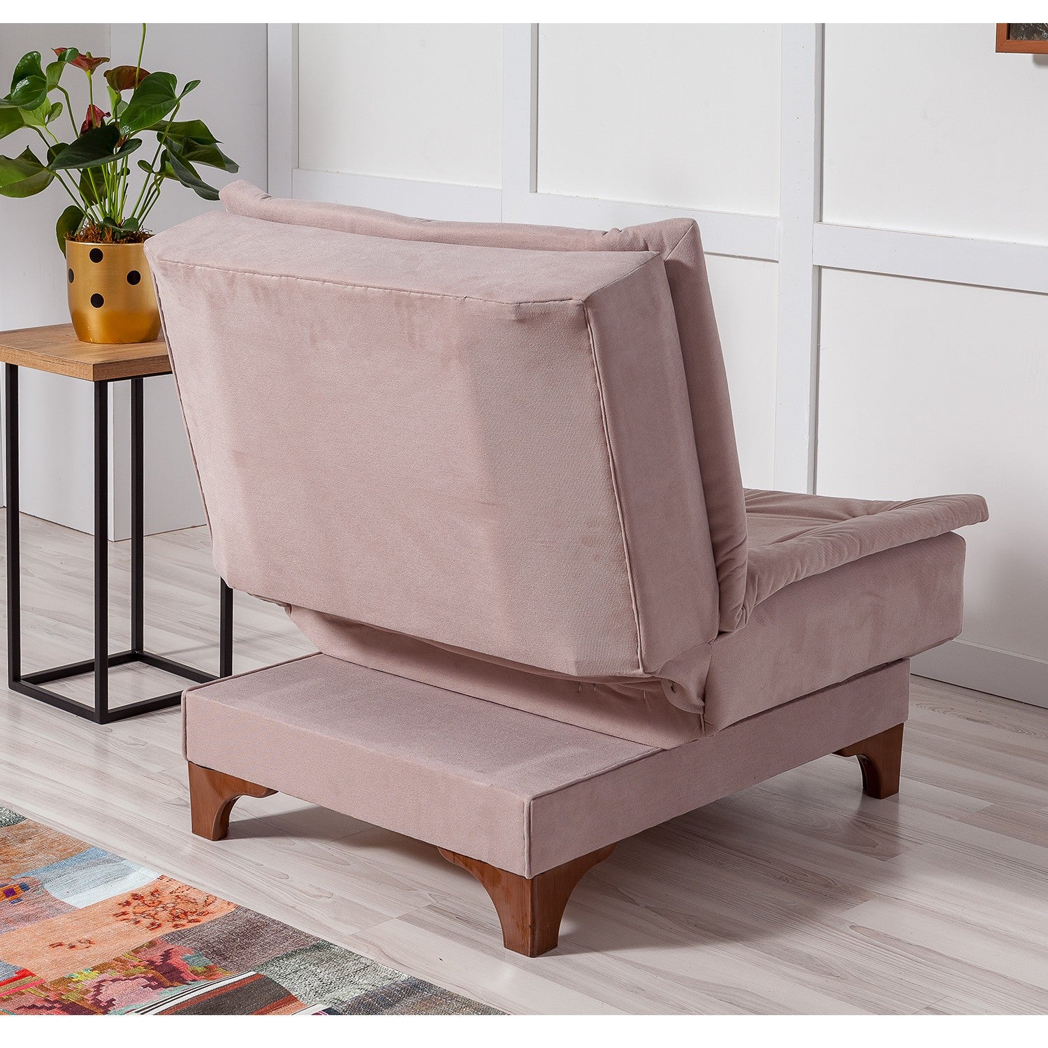 e98ab91443d14aa305da2fa2a4994094