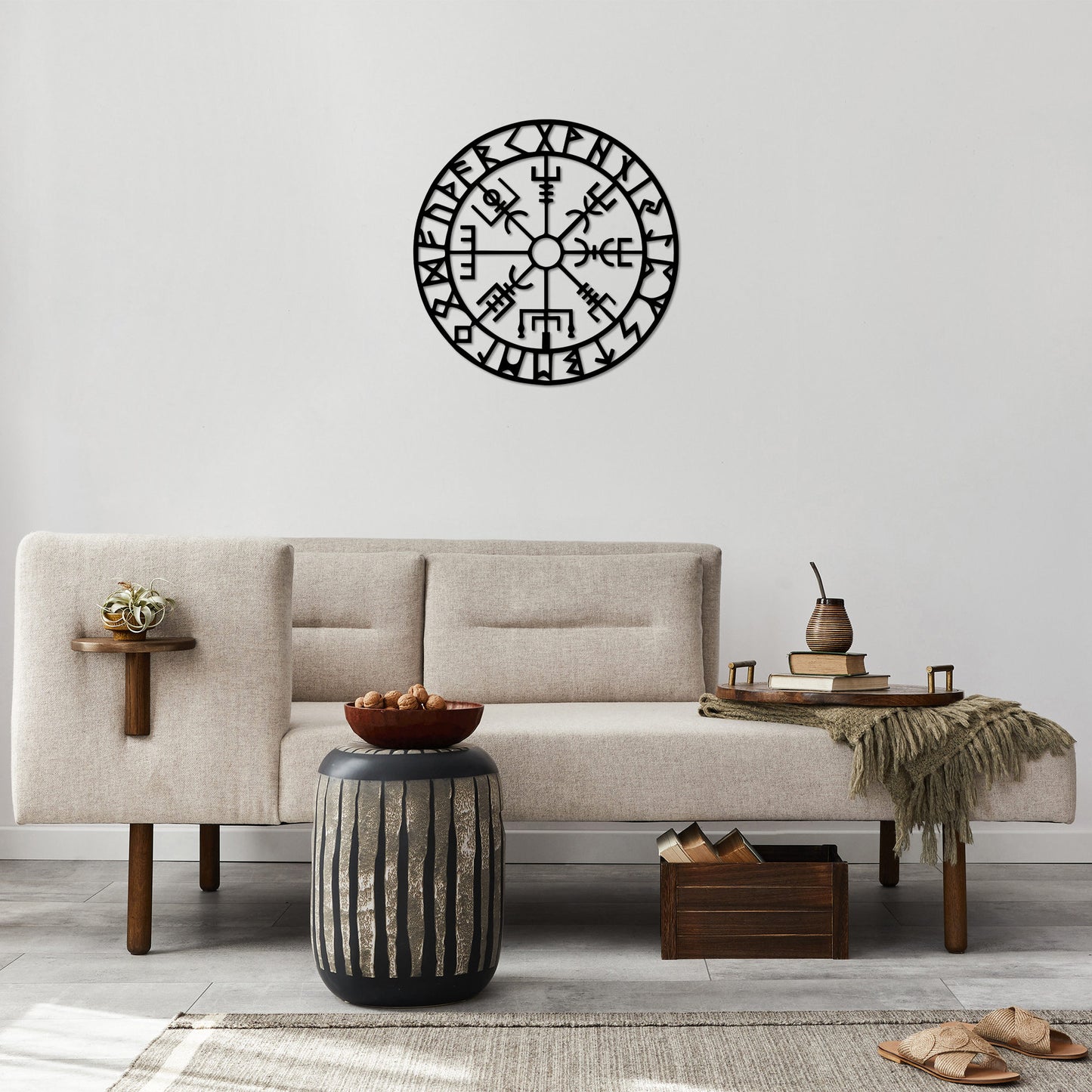 Metalna zidna dekoracija, Vegvisir 6