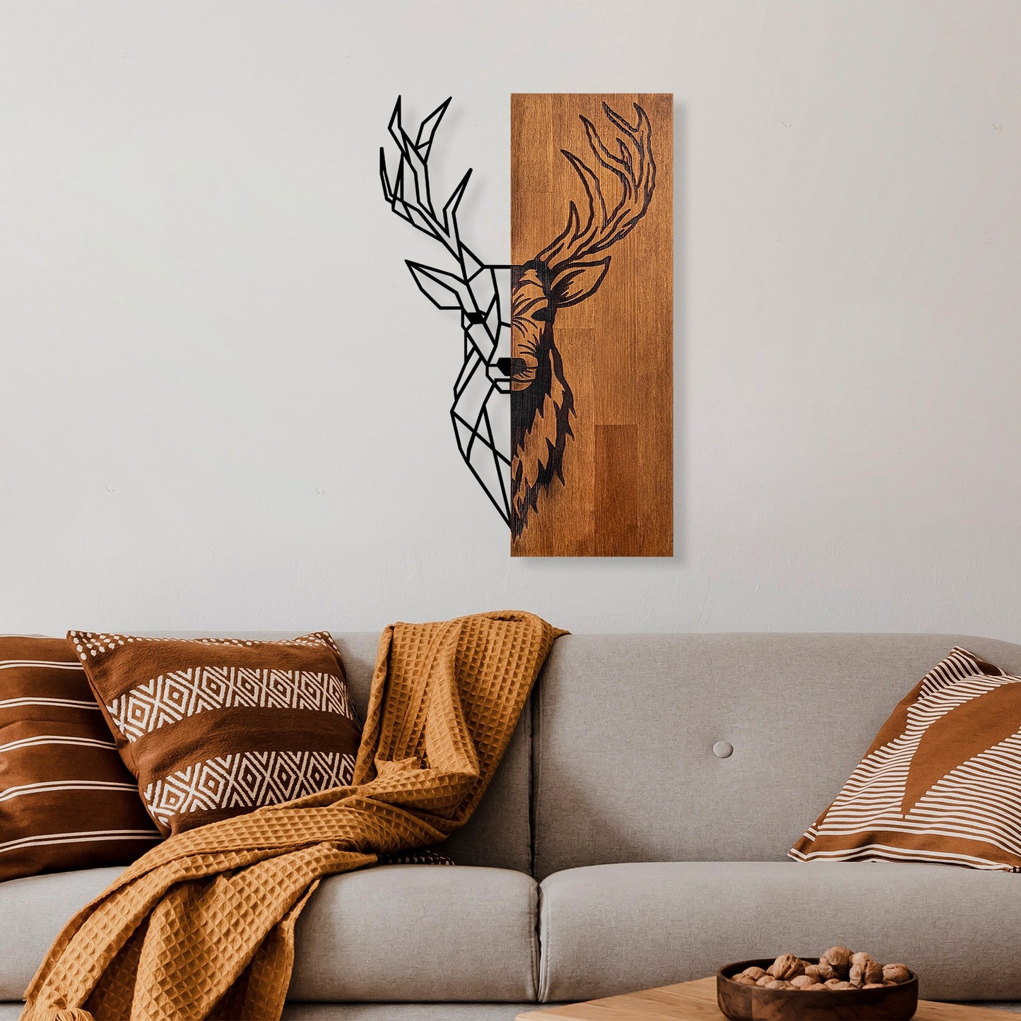 Drvena zidna dekoracija, Red Deer 1