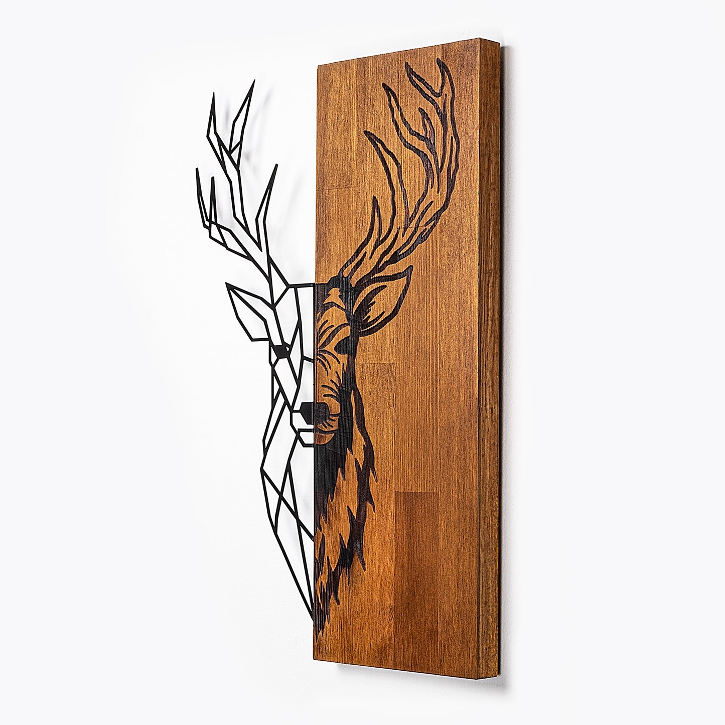 Drvena zidna dekoracija, Red Deer 1