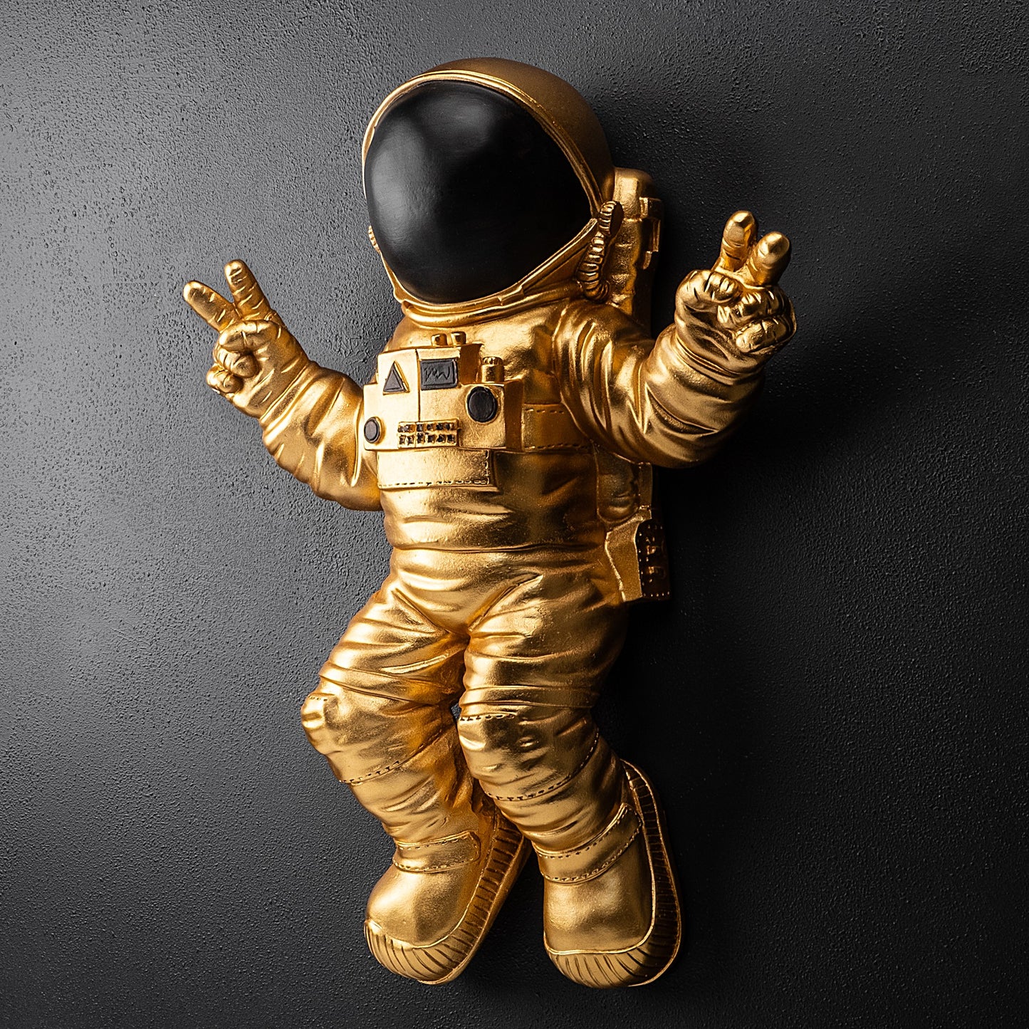 Dekorativni zidni pribor Cosmonaut 5