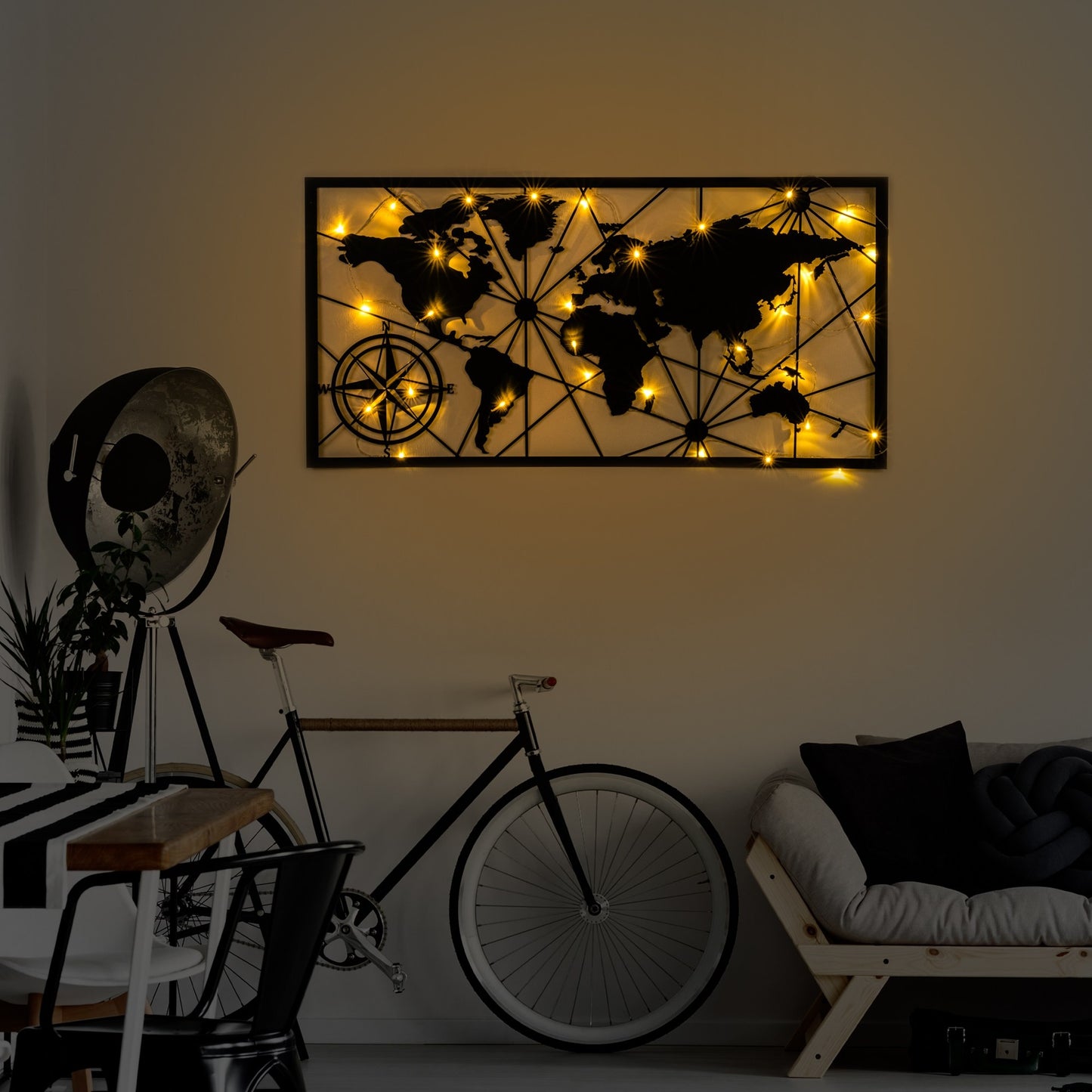 Metalna zidna dekoracija World Map Led 452