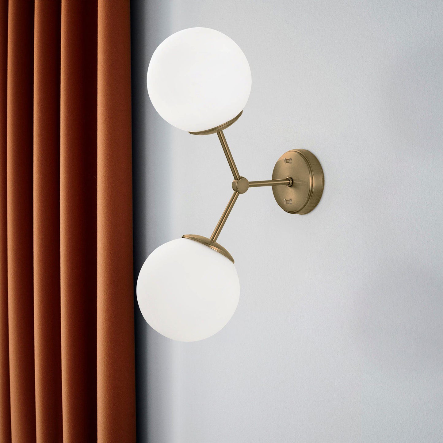 Zidna lampa DAMAR zlatno- bijela, metal- staklo, 28 x 15 cm, visina 44 cm, 2 x E27 40 W, Damar - 6341