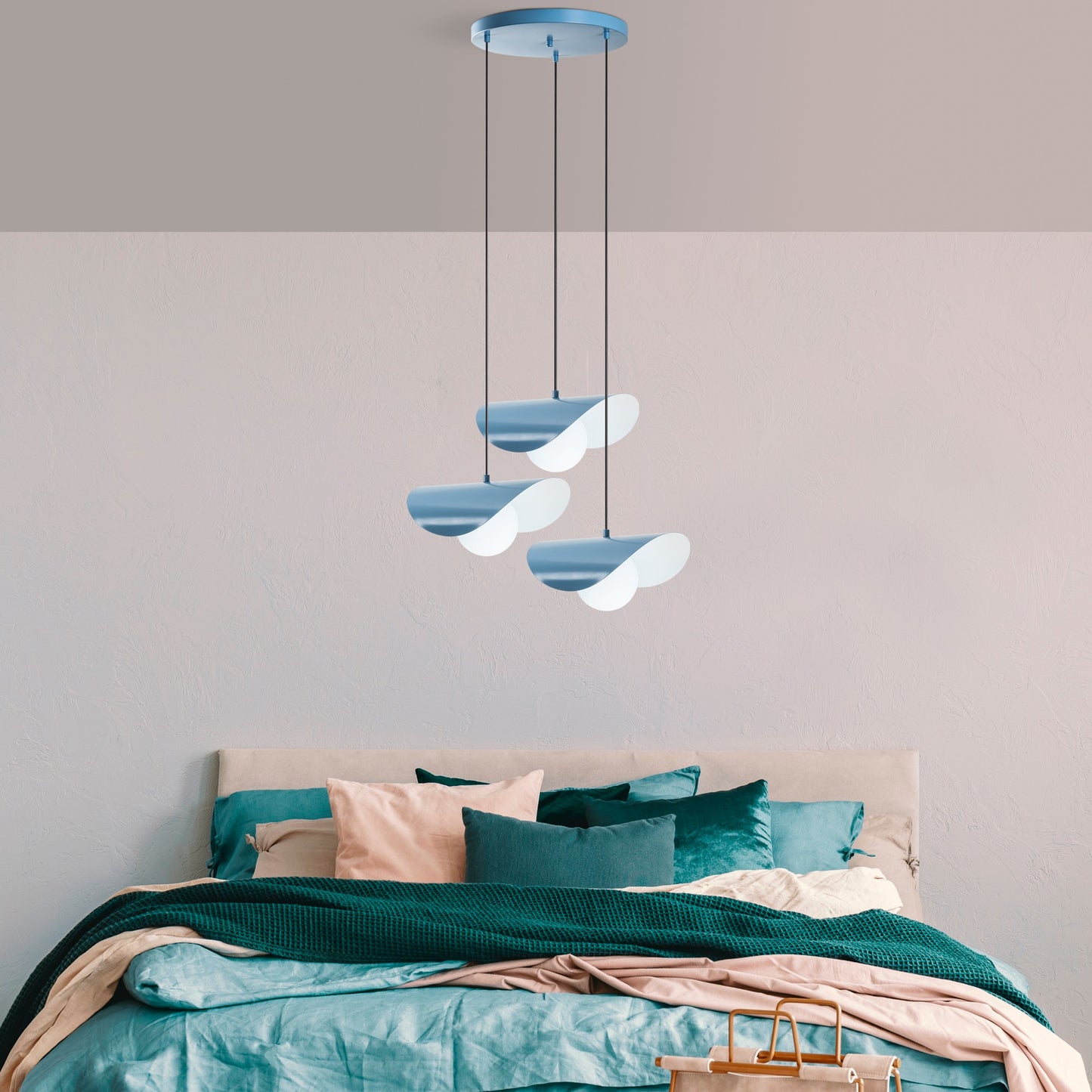 Luster BELLAMY, svjetlo plava boja