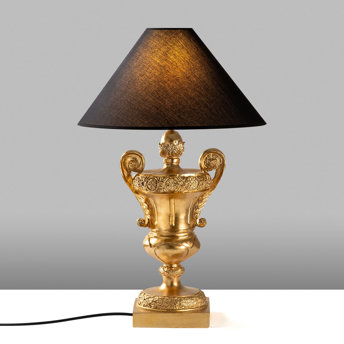 Stolna lampa 771, zlatna, crna