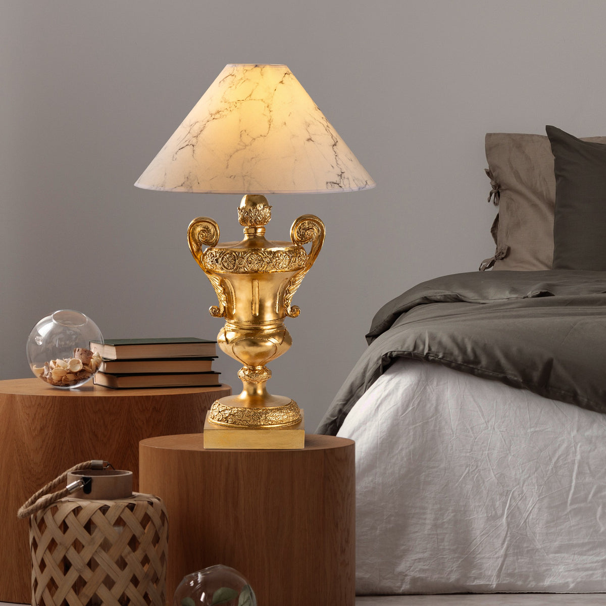 Stolna lampa 788, zlatna
