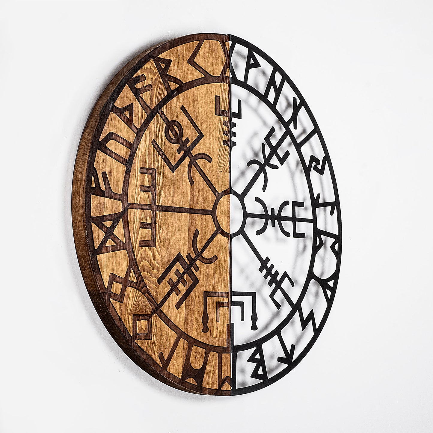Drvena zidna dekoracija, Vegvisir - 331