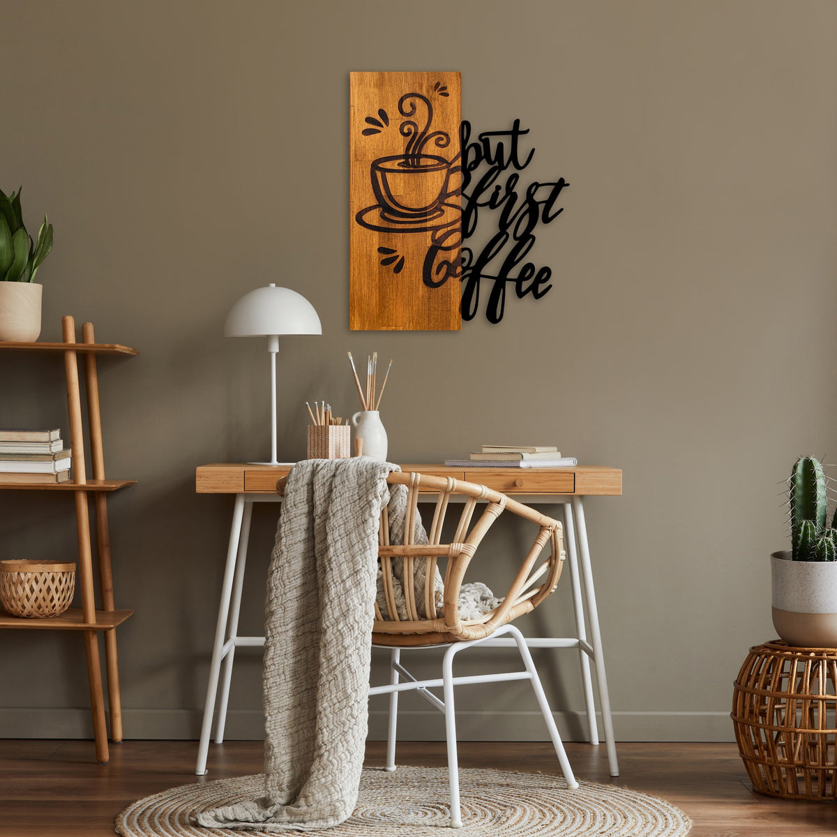 Drvena zidna dekoracija Coffee First