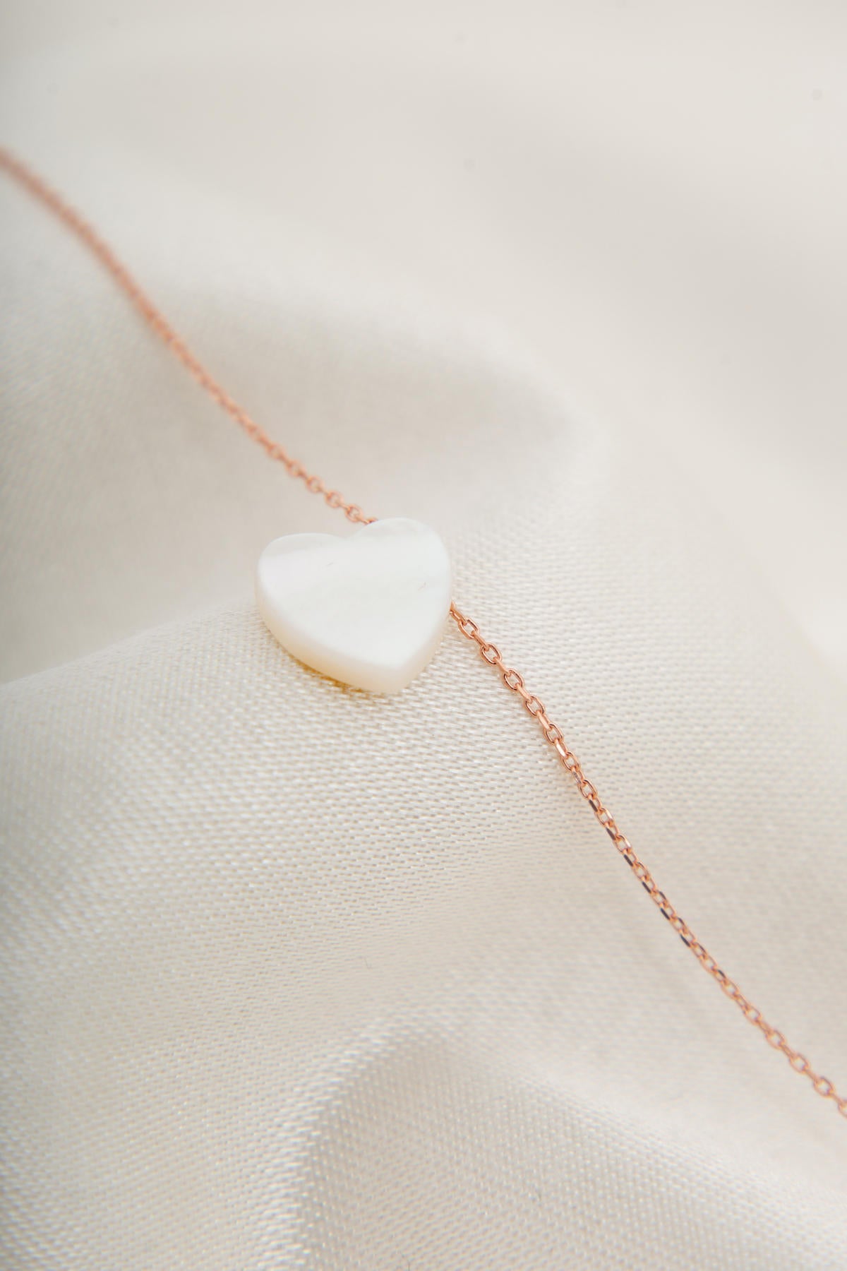 3a8a48f97d925a2bfc71d10664ccbe88